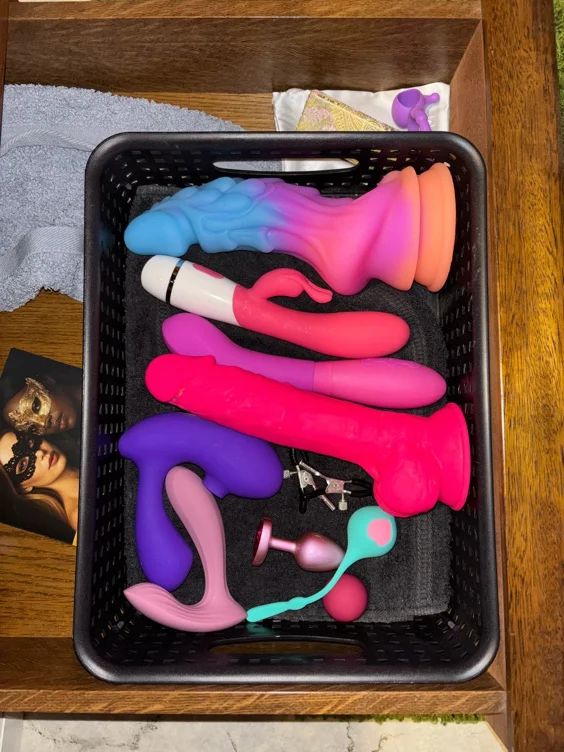 toys