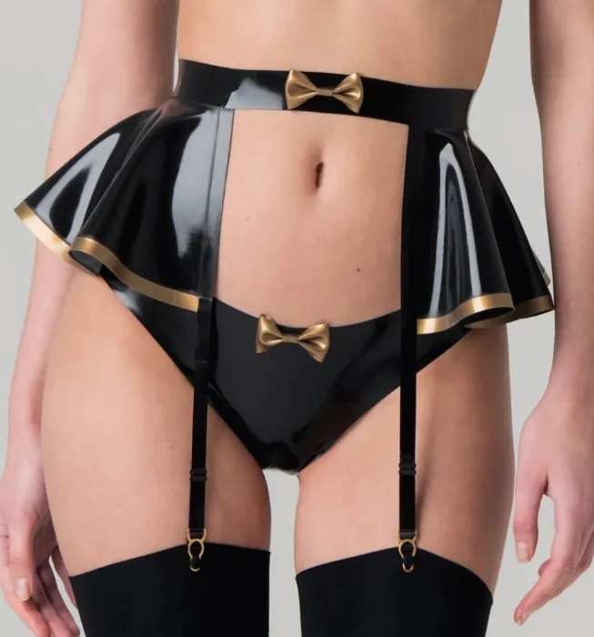 Latex Godiva Suspender Belt