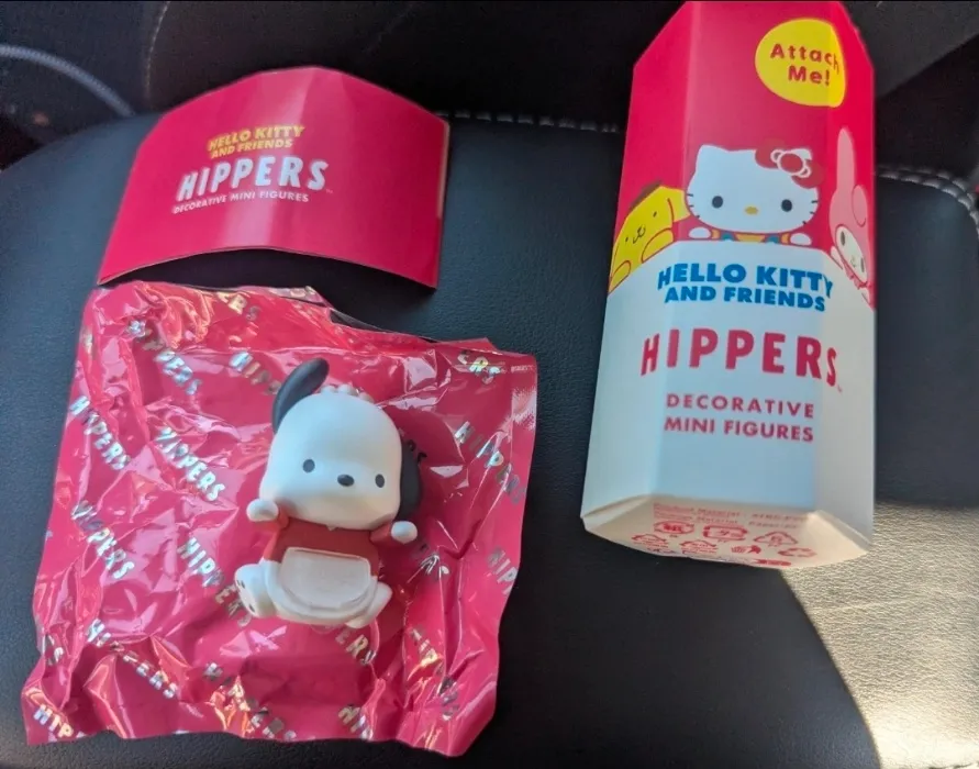 Pochacco Sanrio Phone Hipper