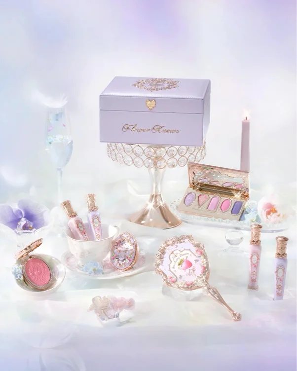 Violet Strawberry Rococo Makeup Gift Set
