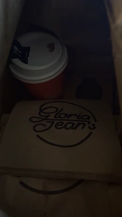 Gloria jeans (my favourite)☕️