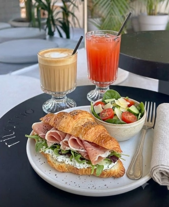Pay my breakfast 