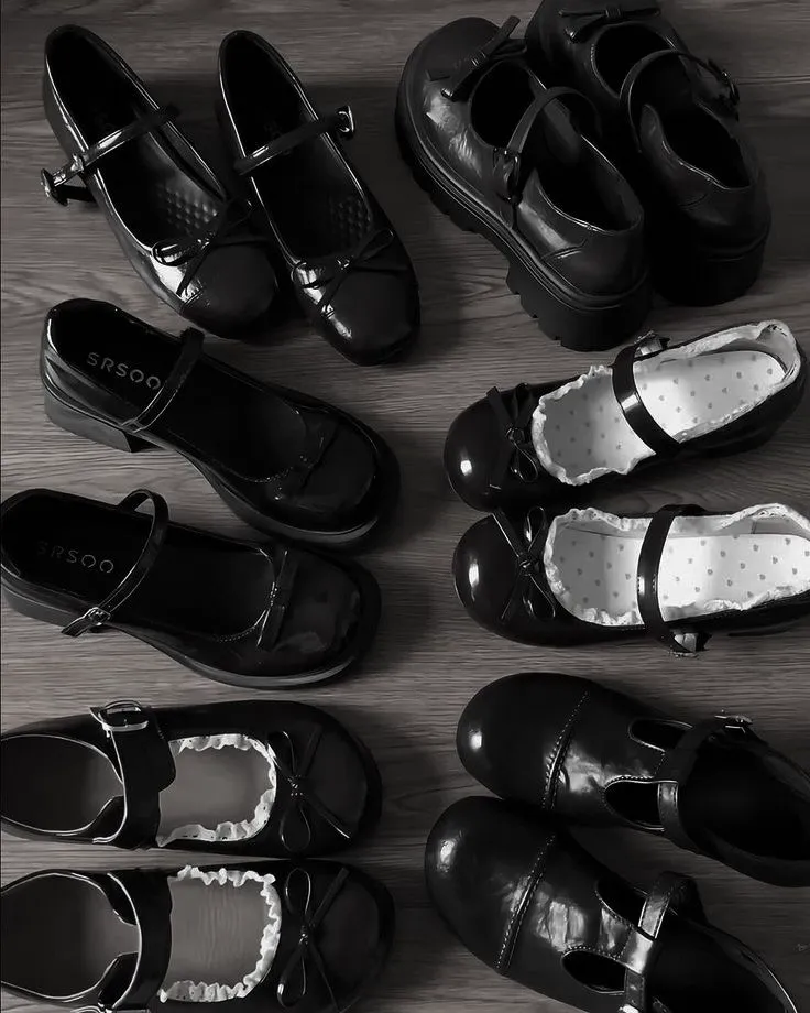 Shoes ⋆ ｡˚