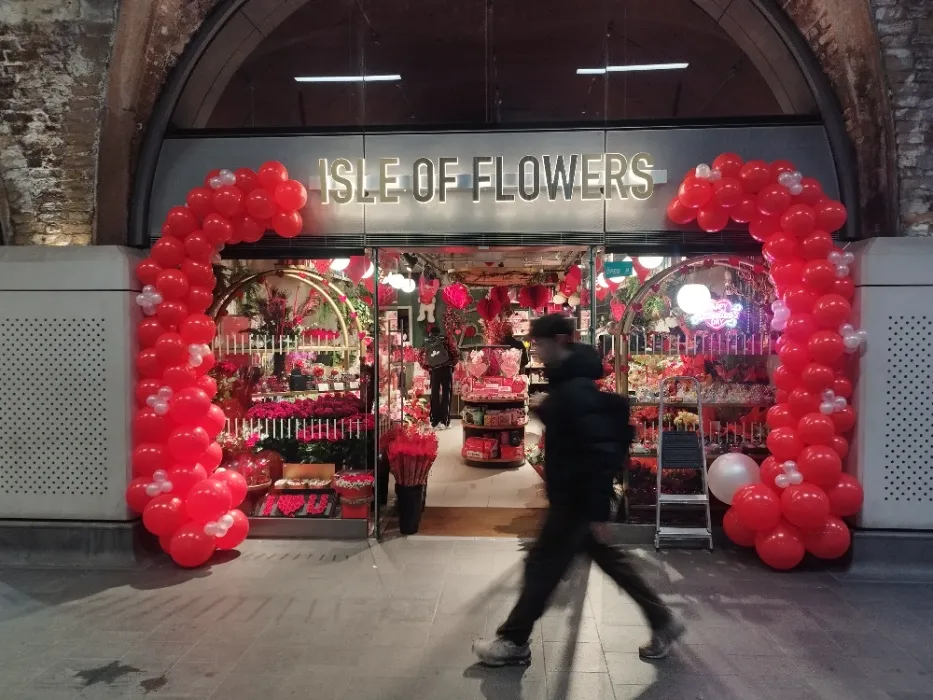 Valentines Day Flowers treat