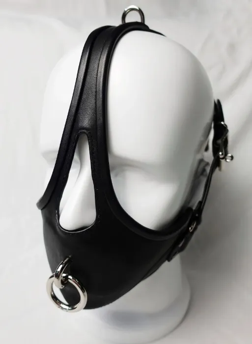 Leather Lover O Ring Muzzle 