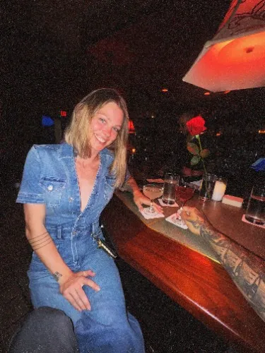 Buy me dinner/drinks 🍹