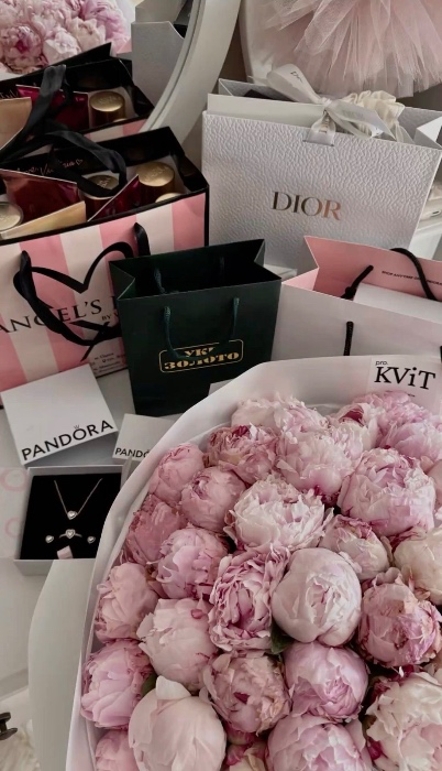 shopping spree 🛍️