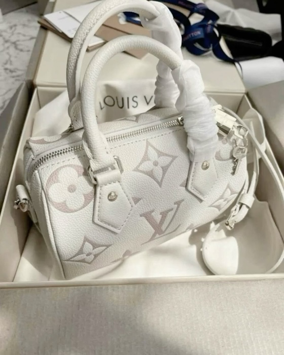 LV bag 🎀