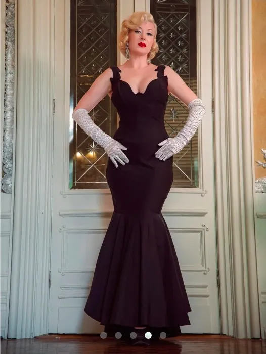 Elle Rebel Black Betty Haynes Gown