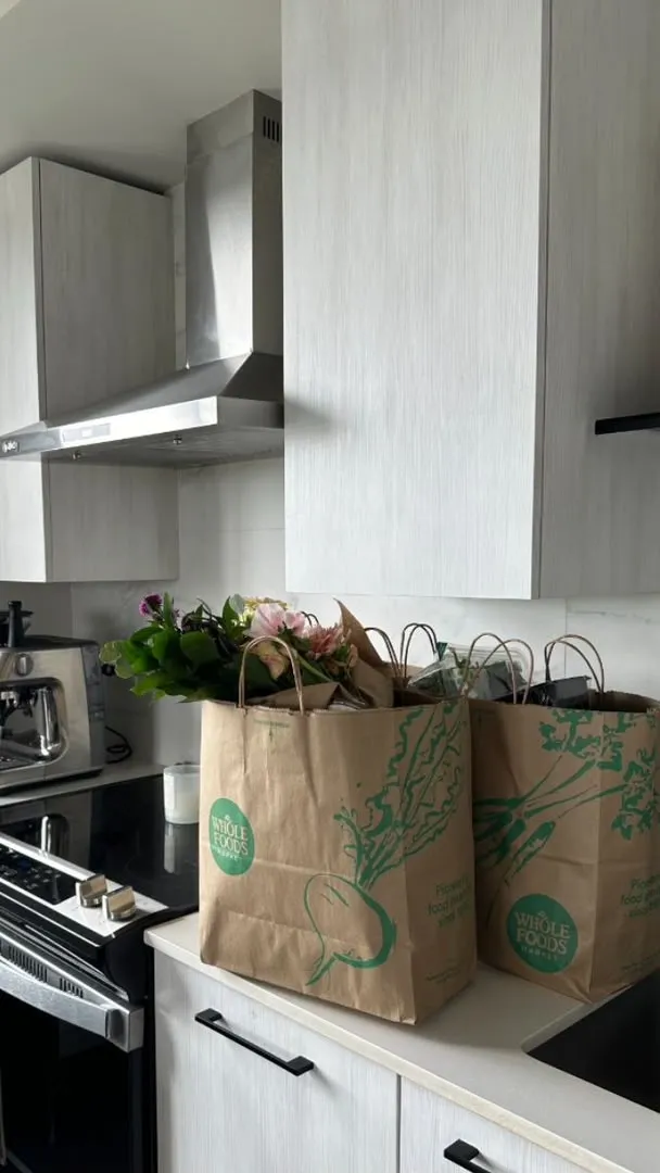 Groceries 