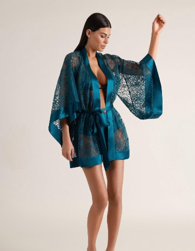 Coquette Kimono