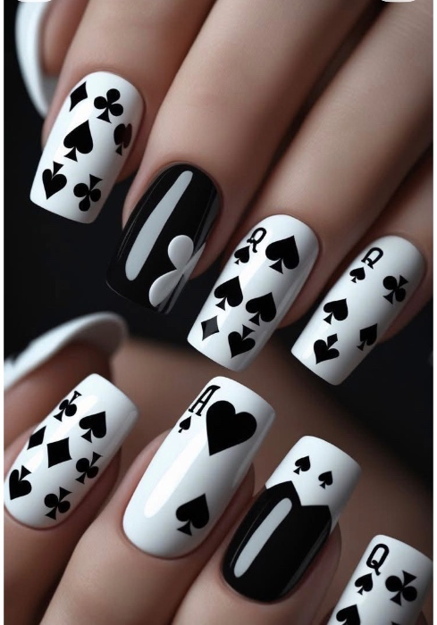 Queen nails 