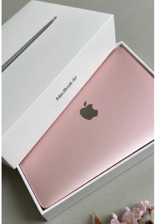 💻 MacBook Air ✨ This is one of my biggest goals. 💕