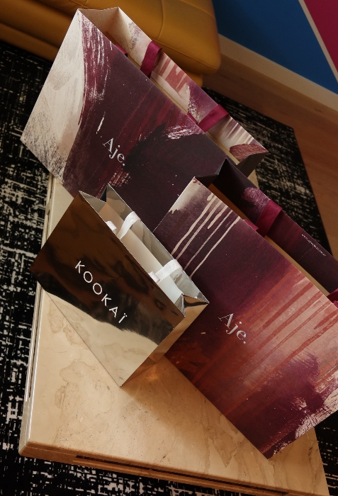 Last Shopping for Holiday 