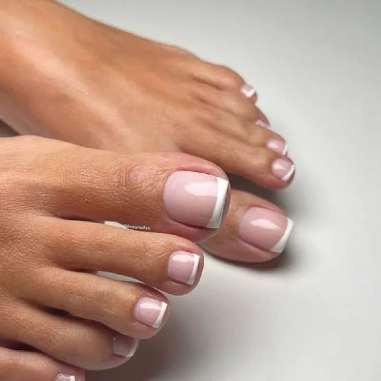 Pedicure : Colour of Your Choice!