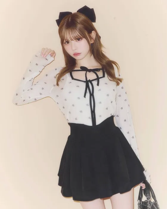 Michell Macaron | 殿堂入り!!美脚になれるスカート♡（インナーパンツ付）