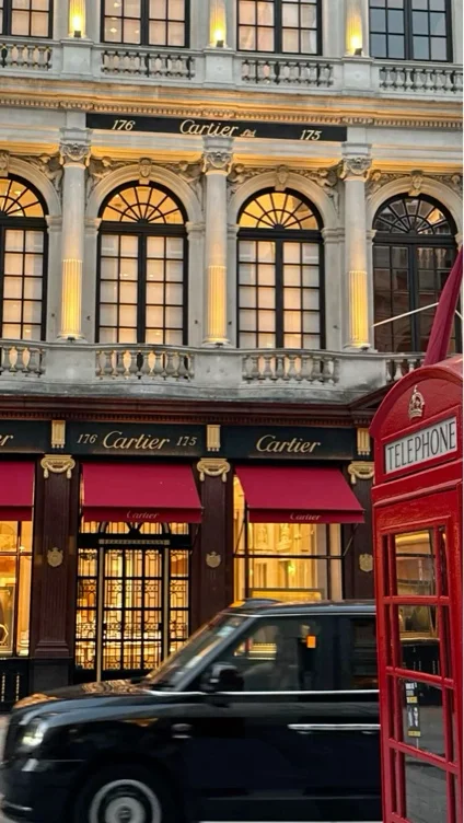 Contribute to my next trip to London 