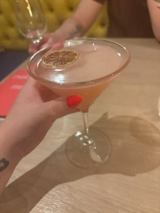 Drinks (£33)🍸