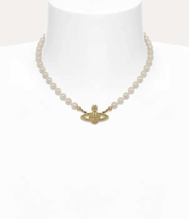 Mini Bas Relief Pearl Choker