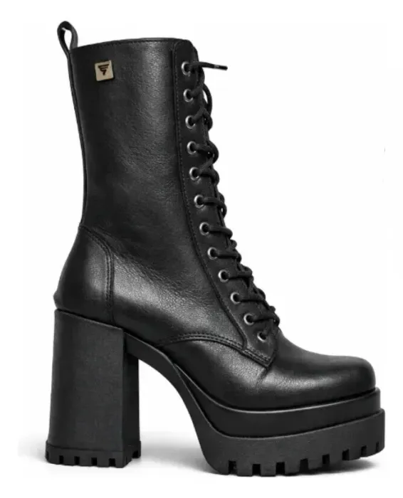 Black Combat Boots 🖤