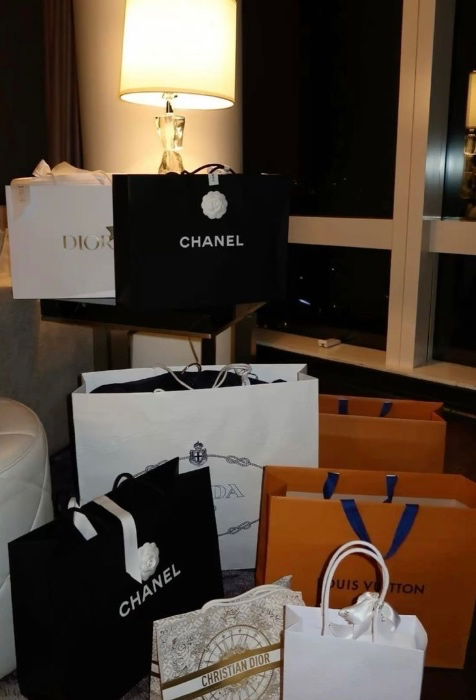 Shopping Spree 🛍️