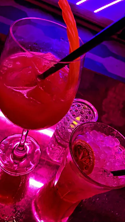 Drinks with the girls x