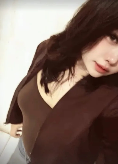 Apa yang membuat mu layak dapat atensi ku