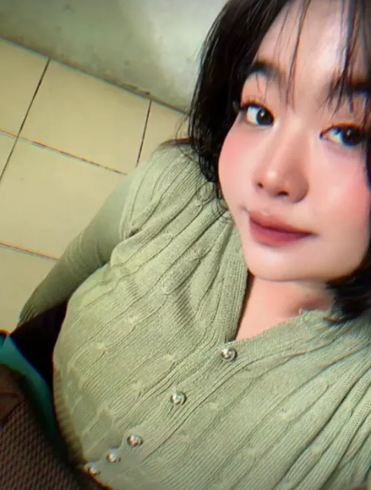 Aku muak samam manusia seperti kamu