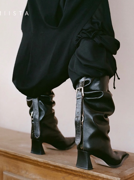 Mattie Boots - Black Leather