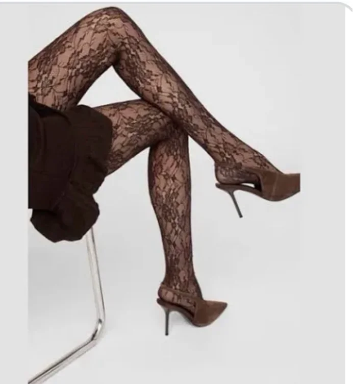 Floral fishnet tights 