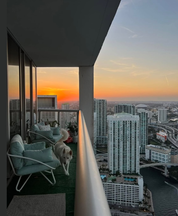 Deck out my balcony 