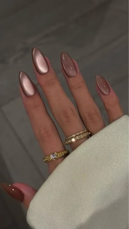 For nails 💅