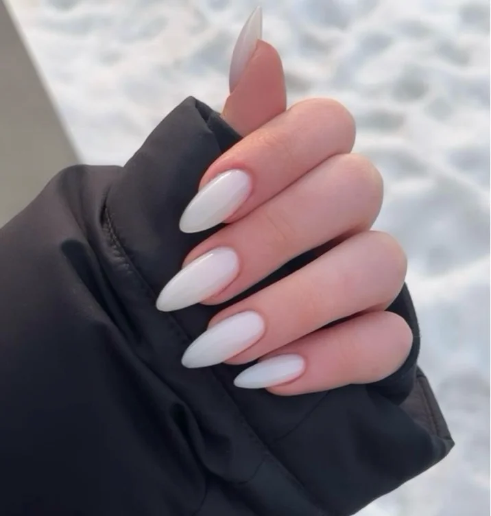pay for my nailssss 💅 