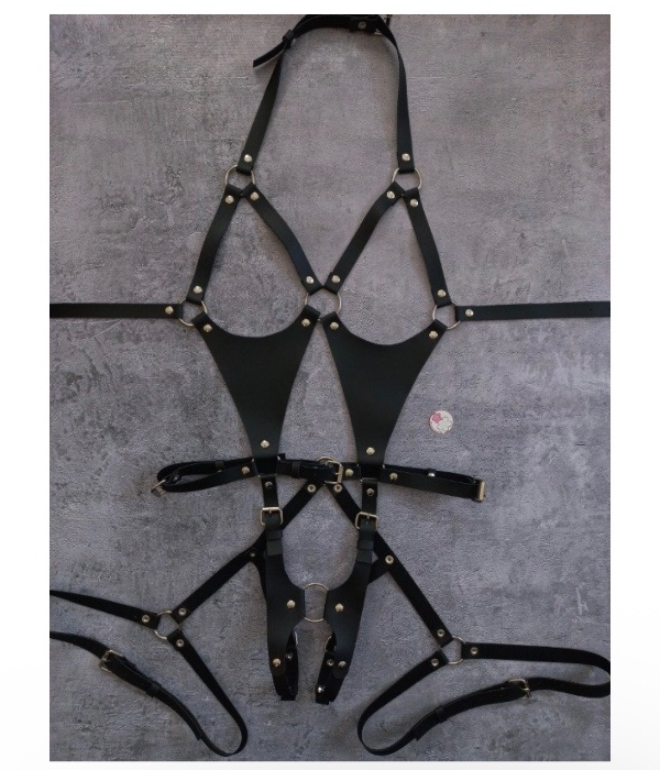 Hard lengerie