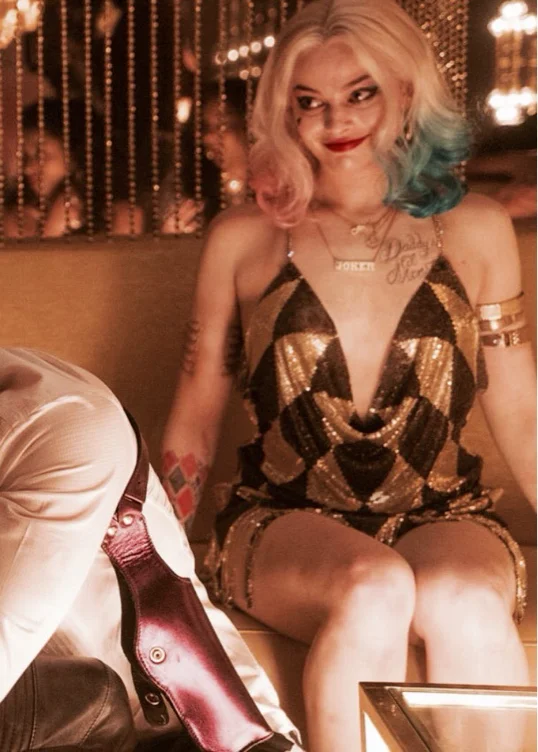 Hii! Thank you so much for checking out my profile! I’d love for some support to try out new, stunning cosplays like Harley’s iconic nightclub dress! This way I can keep making new, good content 😉🩵🩷