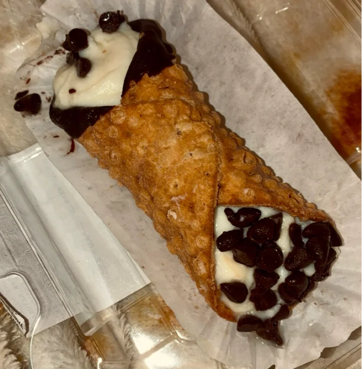 𝙲𝚊𝚗𝚗𝚘𝚕𝚒'𝚜 🤤