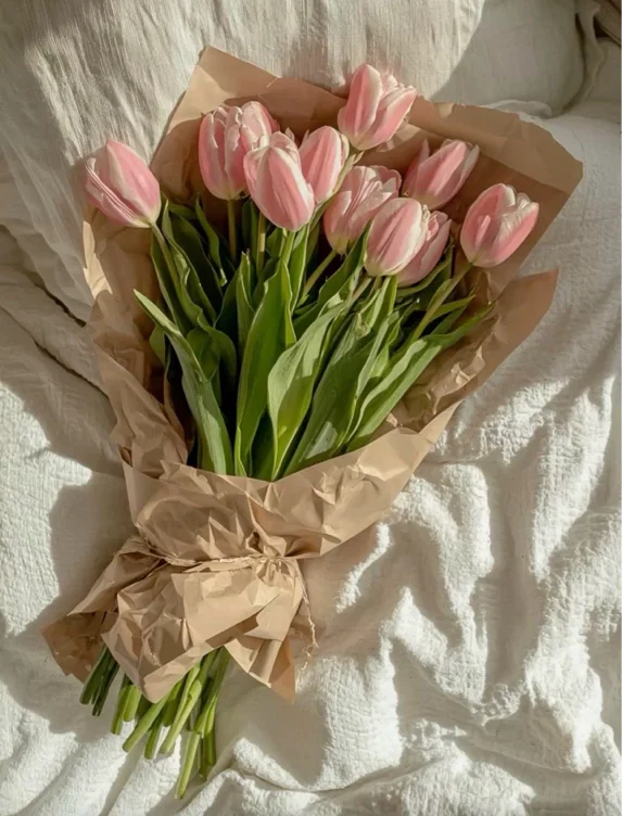 I’m Just a Girl Who Wants Flowers 💐🥹