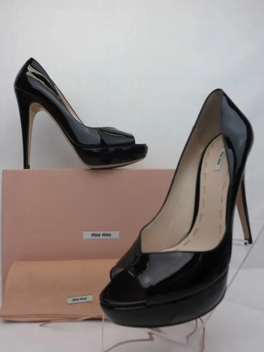 NIB MIU MIU PRADA BLACK PATENT LEATHER PLATFORM OPEN TOE V NECK PUMPS 40