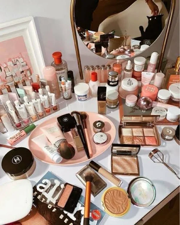 Makeup 