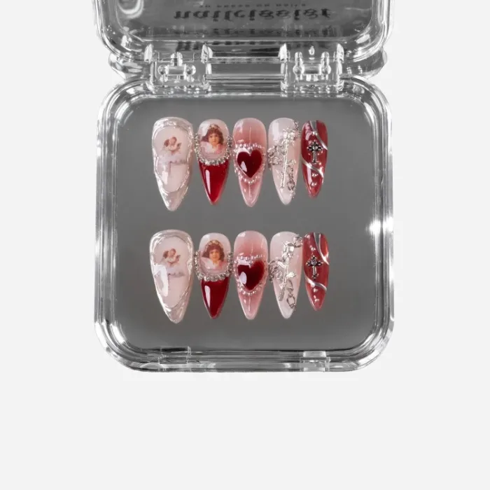 Juliette Nails by Nailcissist