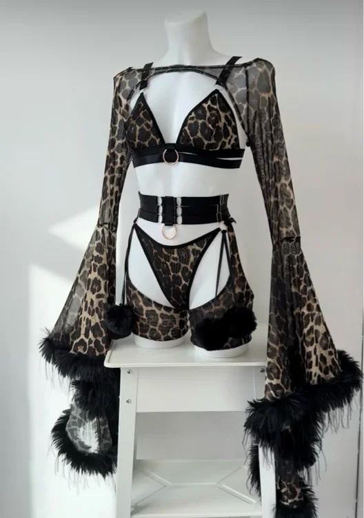 Leopard lingerie set