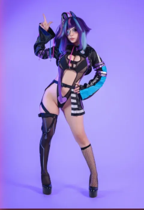 CYBER LINGERIE
