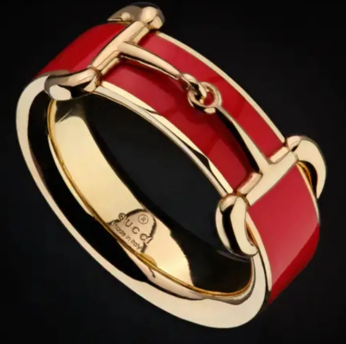 I do adore rings