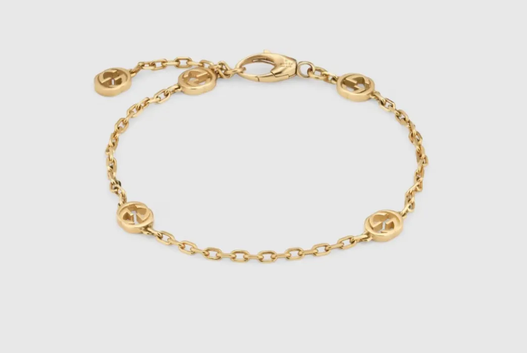 Simple and stunning bracelet 