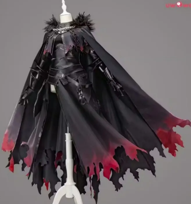 Jeanne d'Arc Alter cosplay