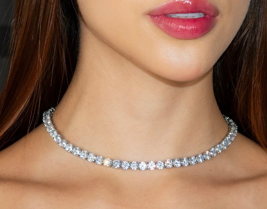 Womens 14K White Gold Iced Out Tennis chain 