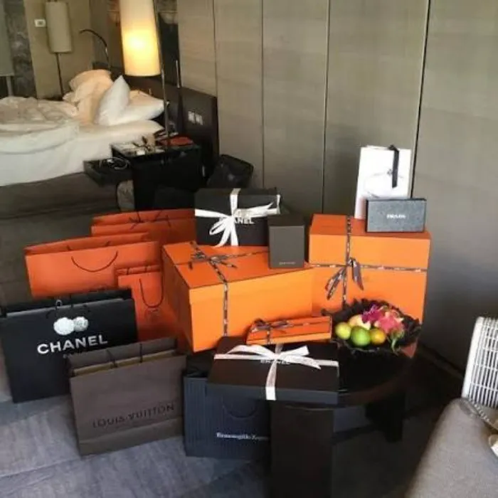 Shopping Spree (from thee)!