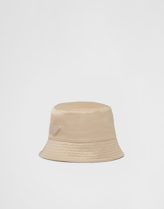 Hat Prada