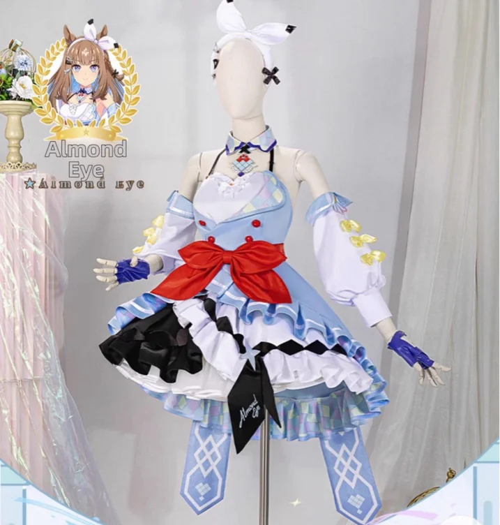 Almond Eye Cosplay and wig