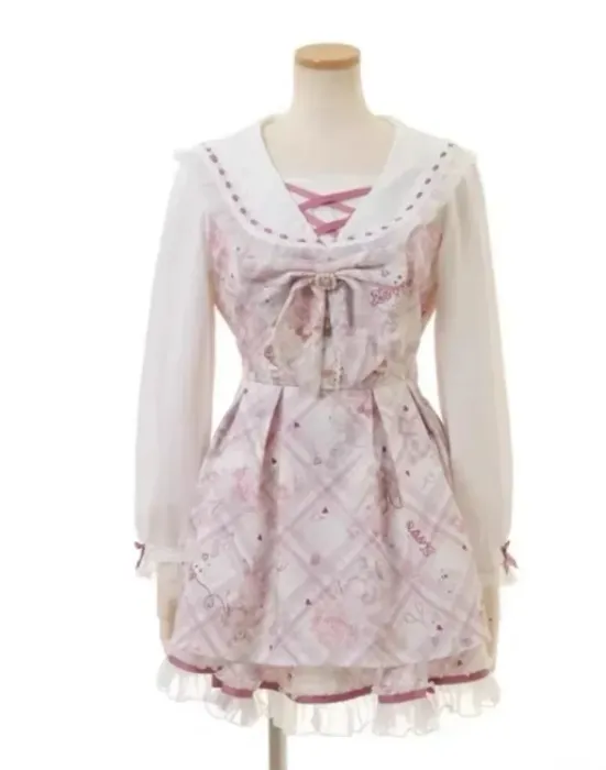 A dress/set up sorta like this